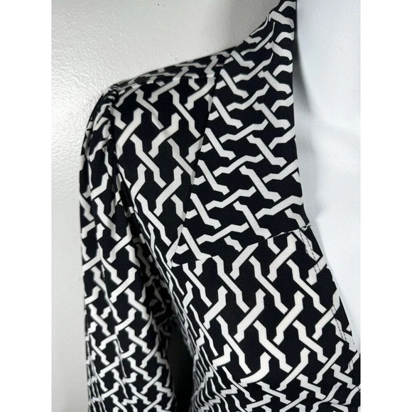 Laundry by Shelli Segal Black AnD White M Wrap Dress Size M Stretch Knit NWT - Picture 2 of 6